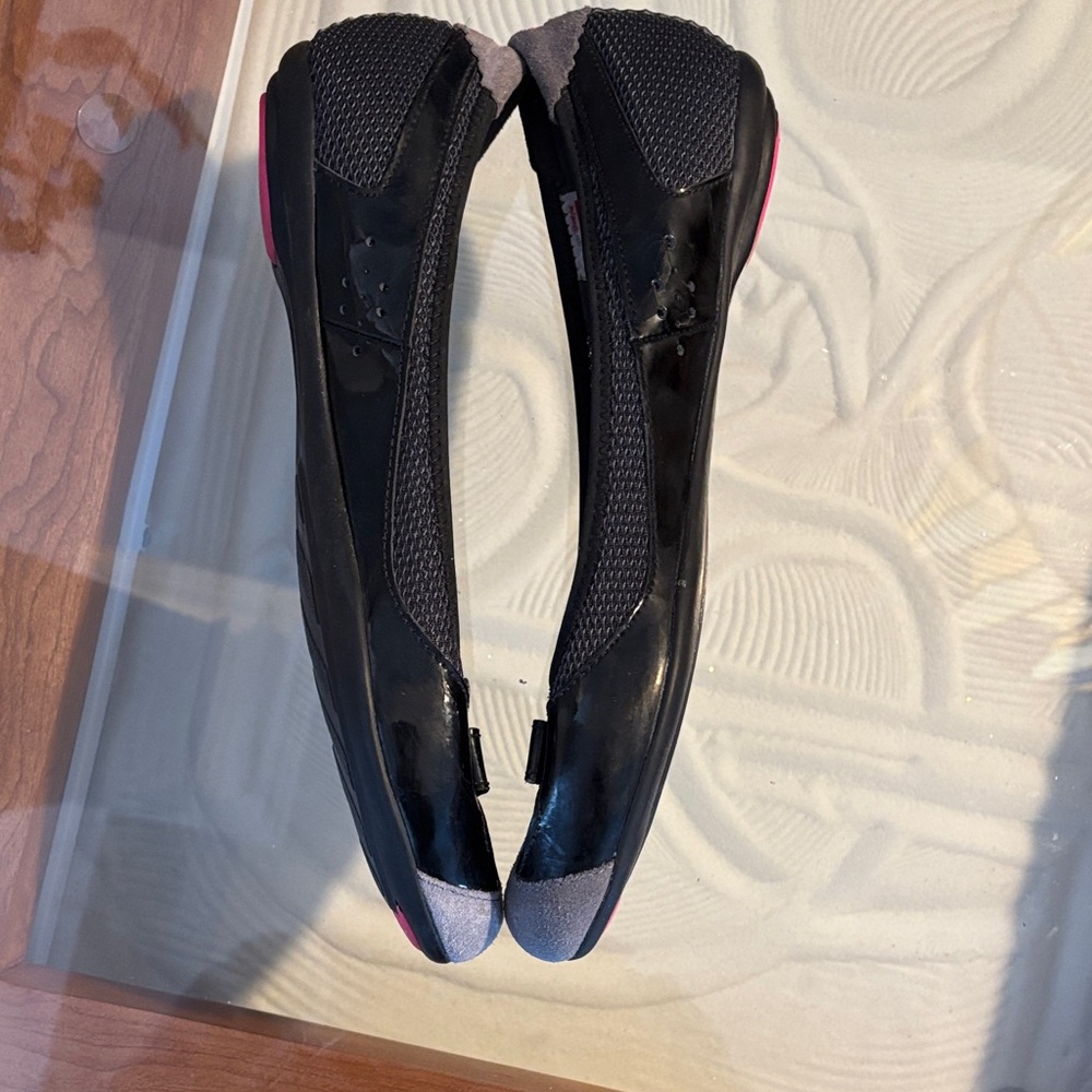 Puma Women's Black and Gray Loafers - Picture 10 of 10